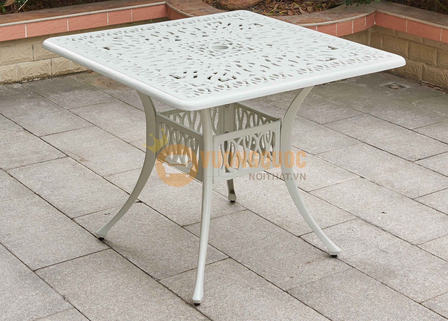 Bộ bàn ghế sân vườn nhập khẩu ZXM090H026 bàn vuông